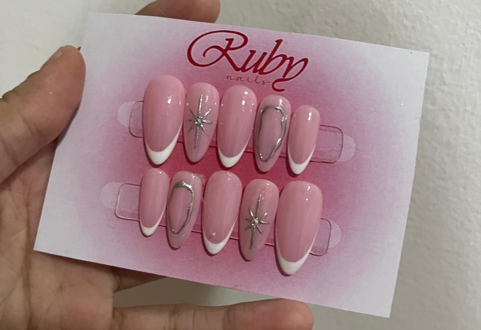 Uñas Ruby Nails
